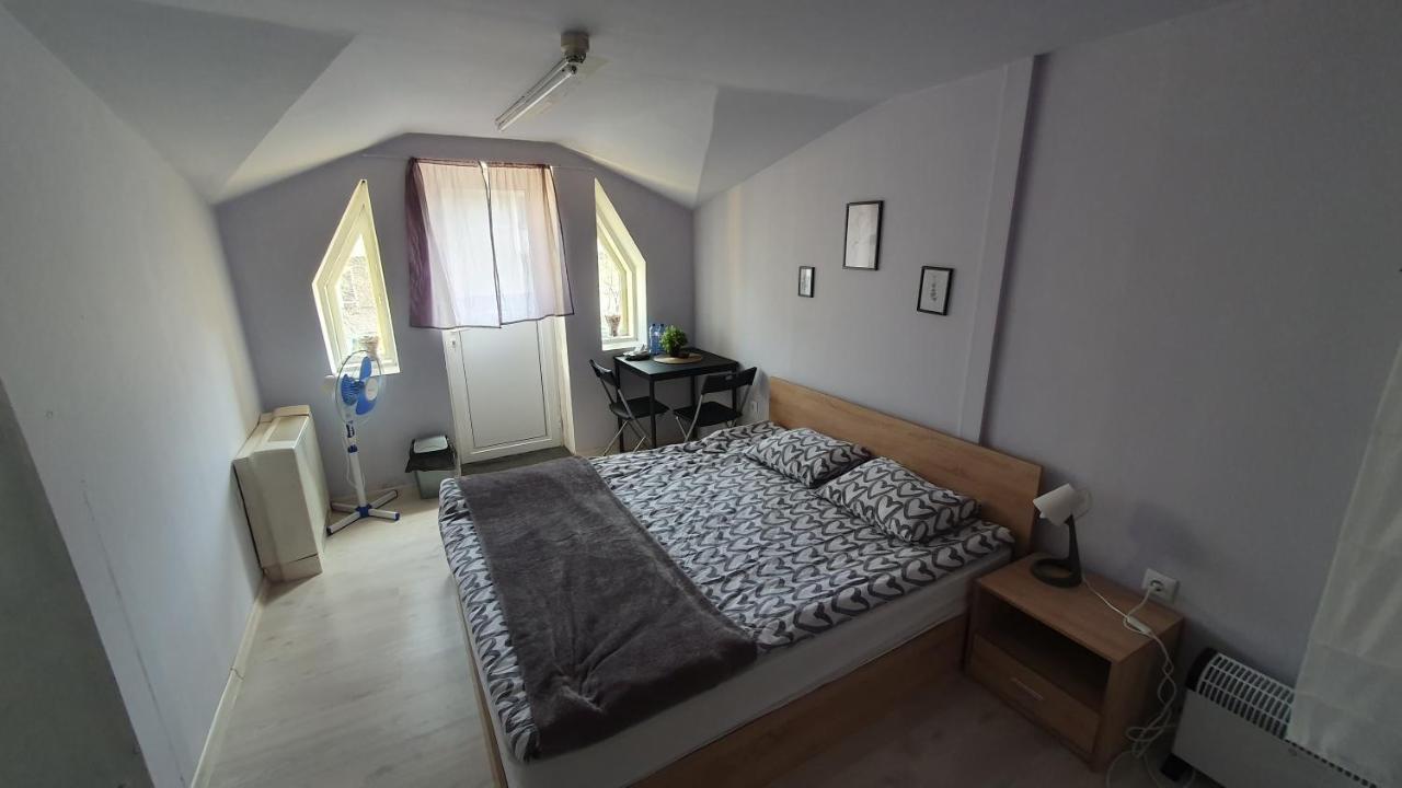바르나 Стаи За Гости Sun House 아파트 외부 사진