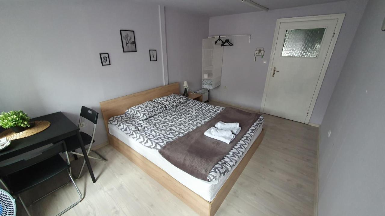 바르나 Стаи За Гости Sun House 아파트 외부 사진