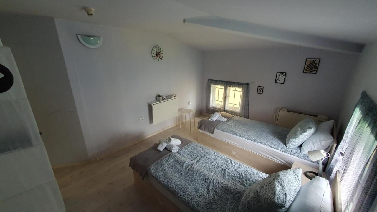 바르나 Стаи За Гости Sun House 아파트 외부 사진